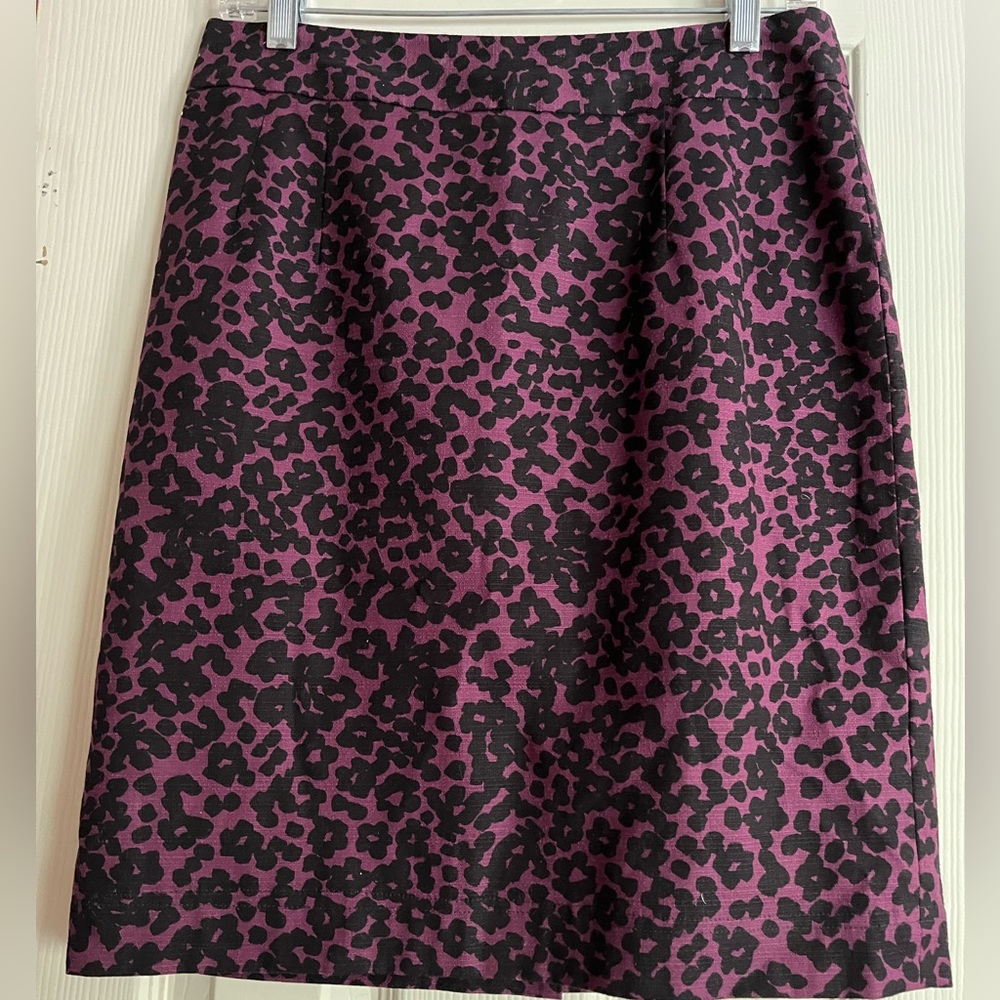 Banana Republic Purple Pencil Skirt w/ Black Flowers